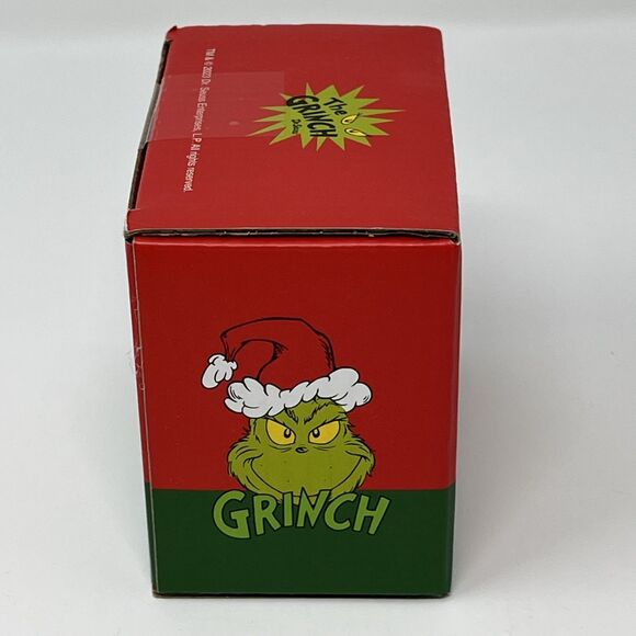 The Grinch Christmas Ten Acre Gifts Adult Green Socks & American Eagle AE Beanie - Picture 7 of 9